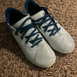Adidas Turf Shoes Size 6Y